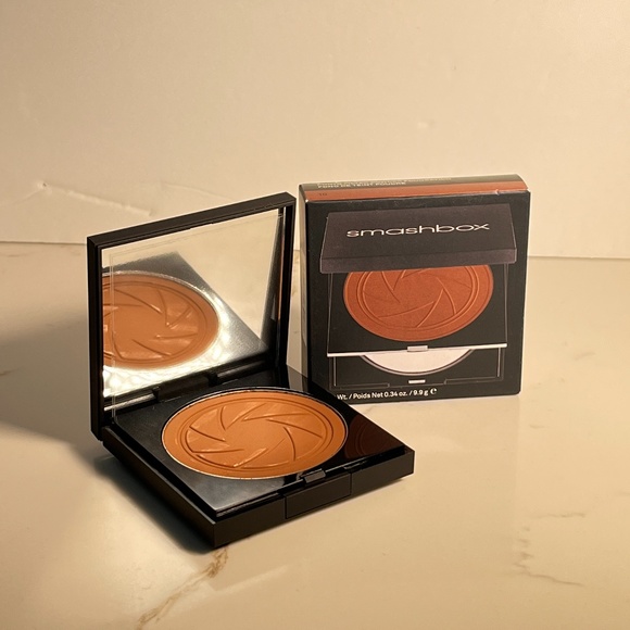 Smashbox Filter powder Foundation #10 Dark New in box - Picture 2 of 4